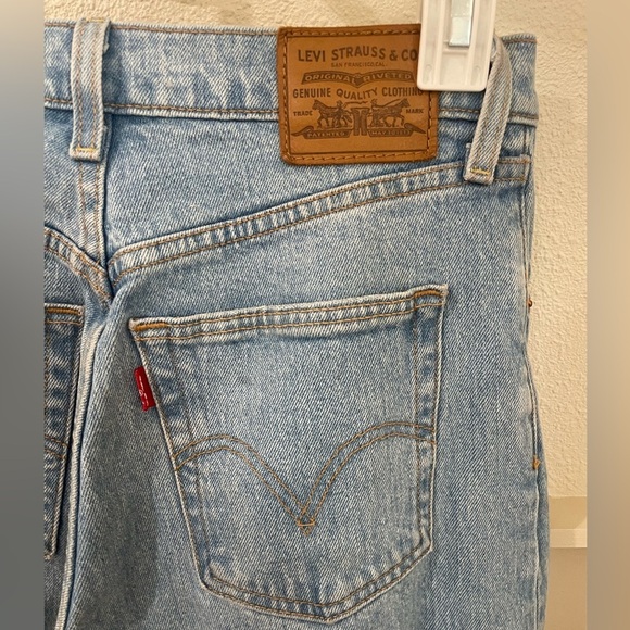 Levi's Ribcage Straight Ankle Jeans Size 26 - Picture 2 of 10